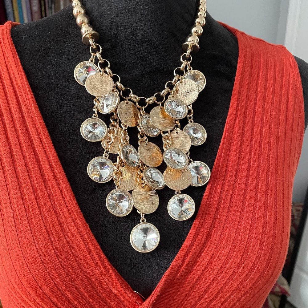 Gold tear drop necklace